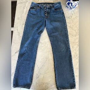 LEVI 501 Classic Straight-Leg Men's Jeans in Blue 5 buttons 5 pockets 32 x 34